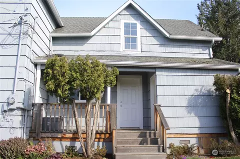 2050 Roosevelt Ave, Enumclaw, WA 98022