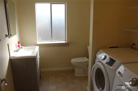2050 Roosevelt Ave, Enumclaw, WA 98022 photo 9