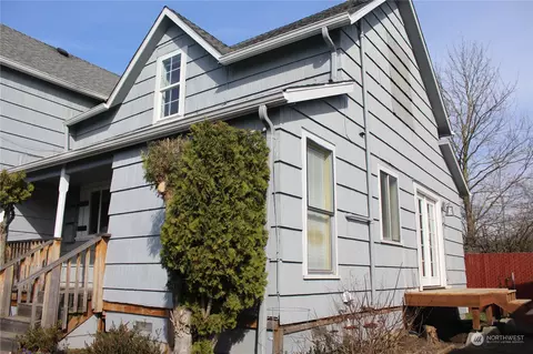 2050 Roosevelt Ave, Enumclaw, WA 98022 photo 4