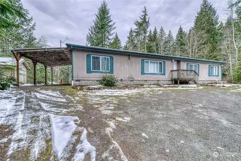 13740 W Critter Creek Ln, Bremerton, WA 98312