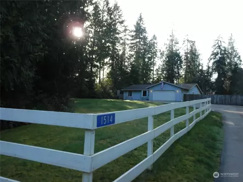 1514 Sitterly Pl E, Port Orchard, WA 98366
