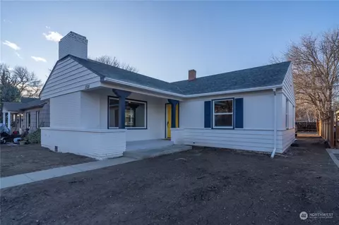 235 SW C St, Ephrata, WA 98823