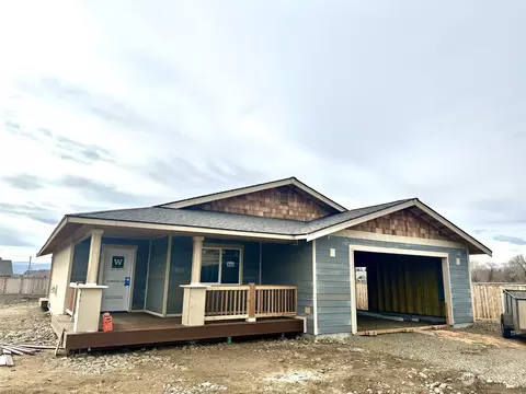 1102 E Twilight Ln, Ellensburg, WA 98926