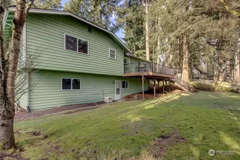 Exterior - 18510 129th Ln NE, Bothell, WA 98011 photo 3 of 7