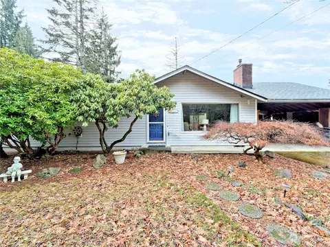 415 Thrasher Ave NE, North Bend, WA 98045