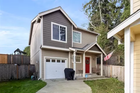 4915 Bowwood Cir NE, Bremerton, WA 98310