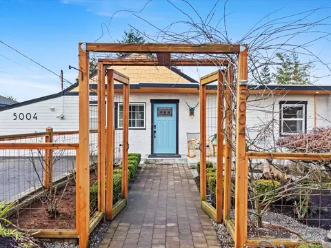 5004 Seahurst Ave, Everett, WA 98203 photo 2