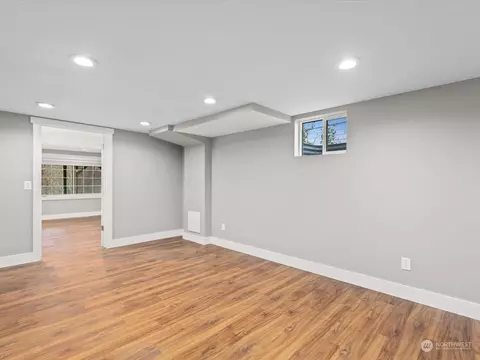5004 Seahurst Ave, Everett, WA 98203 photo 21