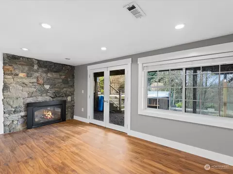 5004 Seahurst Ave, Everett, WA 98203 photo 22