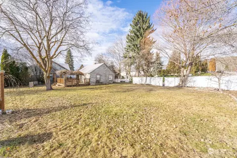 1 E Wapato Ave, Chelan, WA 98816 photo 17