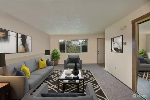 Living - 6009 W Beech St, Everett, WA 98203 photo 2 of 2