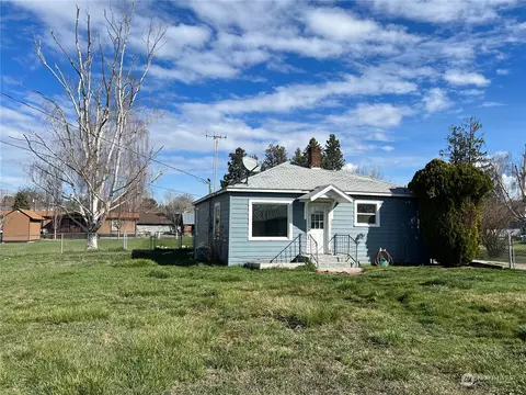 531 Dewberry Ave E, Omak, WA 98841