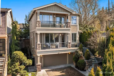 14 6th St, Kirkland, WA 98033