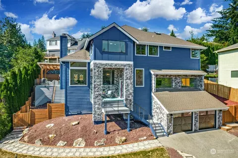 22343 NE 18th St, Sammamish, WA 98074