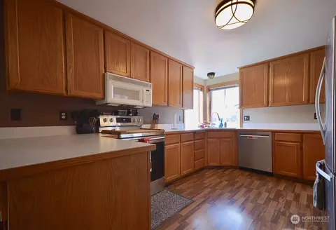 Kitchen - 20316 11th Avenue Ct E, Spanaway, WA 98387 photo 2 of 4