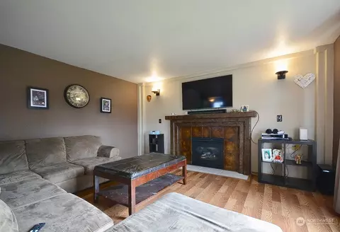 Living - 20316 11th Avenue Ct E, Spanaway, WA 98387 photo 9 of 9