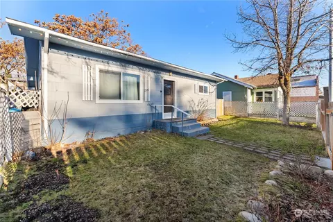 226 3rd Ave S, Okanogan, WA 98840
