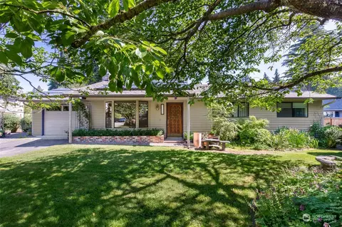 11226 109th Ave NE, Kirkland, WA 98033