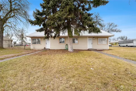 801 803 Cannon Ln, Moses Lake, WA 98837