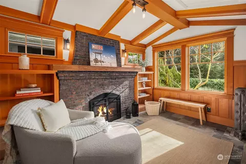 Living - 3108 E Cherry St, Seattle, WA 98122 photo 2 of 6