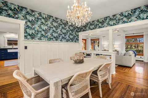 Dining - 3108 E Cherry St, Seattle, WA 98122 photo 2 of 3