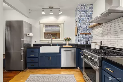 Kitchen - 3108 E Cherry St, Seattle, WA 98122 photo 1 of 2