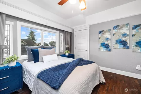 Bedroom - 2202 Oakes Ave, Everett, WA 98201 photo 5 of 14