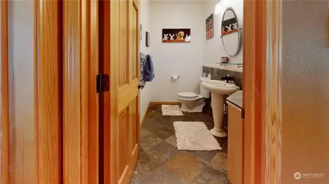 Bath - 2031 E Mason Lake Dr E, Grapeview, WA 98546 photo 5 of 8