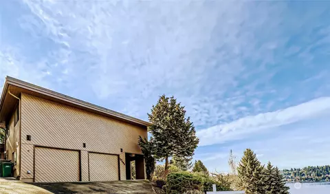 13469 64th Ter NE, Kirkland, WA 98034