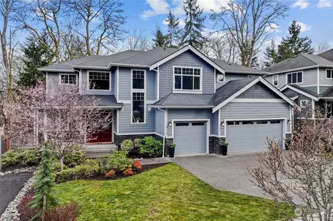 908 10th Pl NW, Issaquah, WA 98027