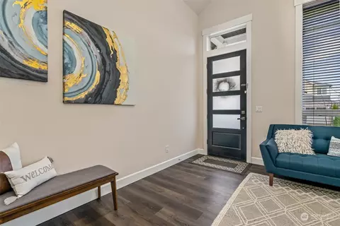 Entry Way - 4129 172nd Pl SE, Bothell, WA 98012 photo 1 of 2