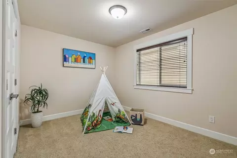 Bedroom - 4129 172nd Pl SE, Bothell, WA 98012 photo 6 of 6