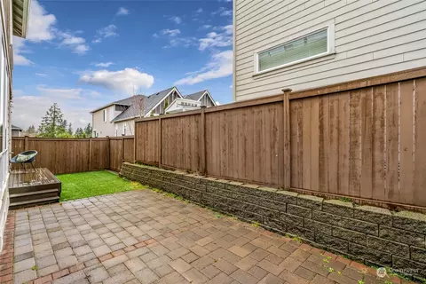 Exterior - 4129 172nd Pl SE, Bothell, WA 98012 photo 4 of 4