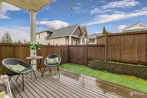 Exterior - 4129 172nd Pl SE, Bothell, WA 98012 photo 2 of 4
