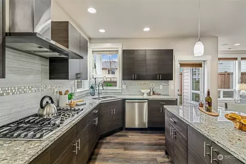 Kitchen - 4129 172nd Pl SE, Bothell, WA 98012 photo 4 of 6