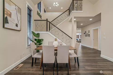 Dining - 4129 172nd Pl SE, Bothell, WA 98012 photo 1 of 3