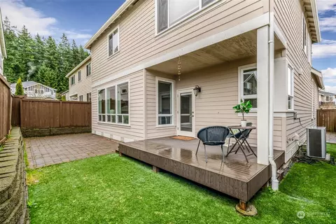 Exterior - 4129 172nd Pl SE, Bothell, WA 98012 photo 3 of 4