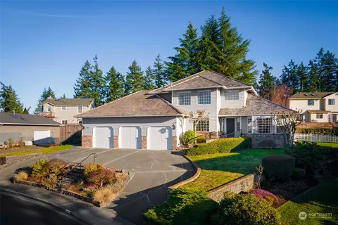 6007 Kestrel Pl, Bremerton, WA 98312