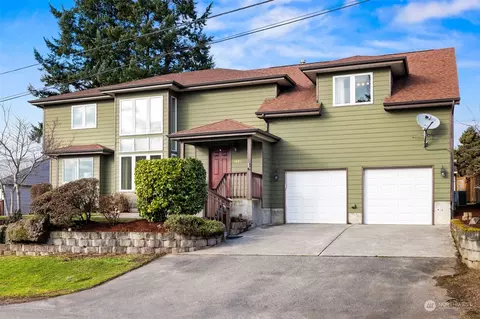 1002 N 28th Pl, Renton, WA 98056