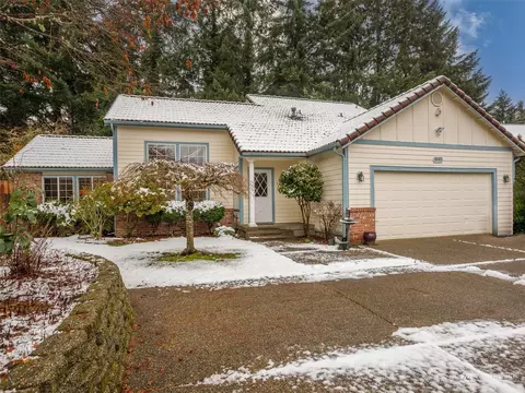 5802 Donegal Ct SE, Lacey, WA 98503