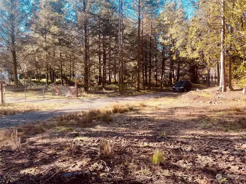 35969 Stackpole Rd, Ocean Park, WA 98640 photo 2