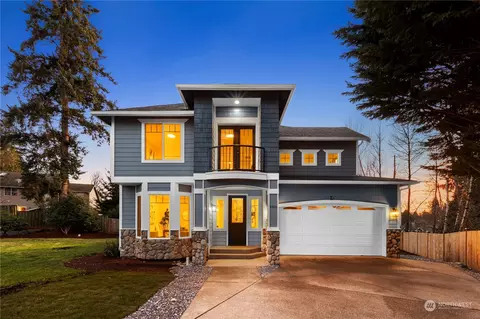 4901 NE 24th St, Renton, WA 98059