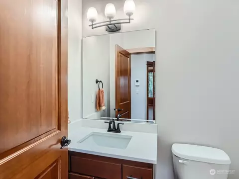 Bath - 14603 42nd Dr SE, Snohomish, WA 98296 photo 1 of 4