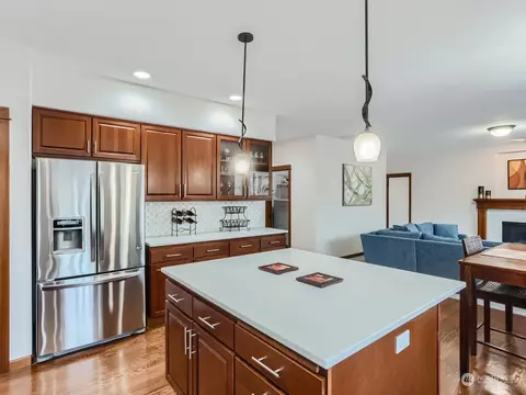 Kitchen - 14603 42nd Dr SE, Snohomish, WA 98296 photo 4 of 5