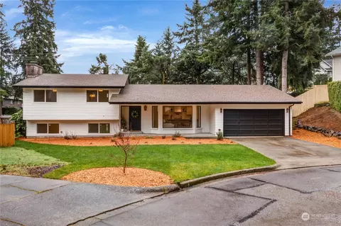1564 Woodside Ct, Fircrest, WA 98466