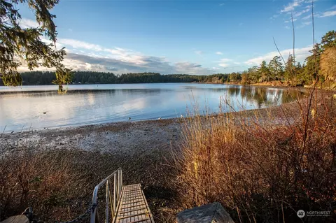 278 Westcott Dr, Friday Harbor, WA 98250