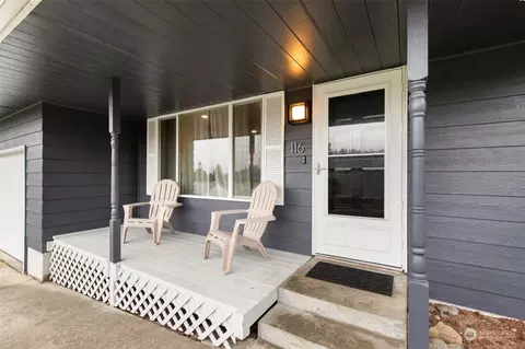 Exterior - 116 82nd Pl SW, Everett, WA 98203 photo 3 of 13