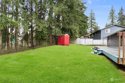 Exterior - 116 82nd Pl SW, Everett, WA 98203 photo 9 of 13