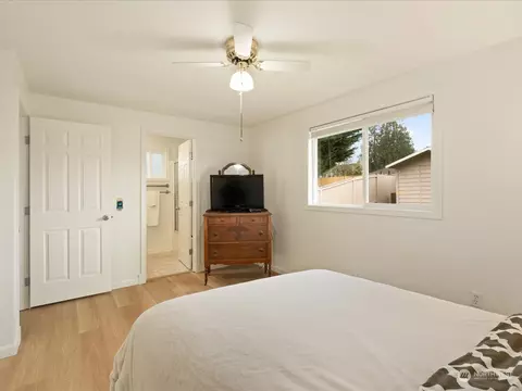 Bedroom - 12432 46th Dr SE, Everett, WA 98208 photo 1 of 3