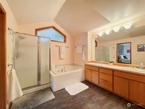 Bath - 110 Henkes Rd, Sequim, WA 98382 photo 3 of 5